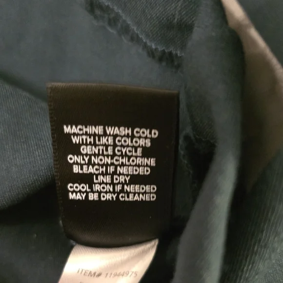 Studio Torrid Women's Deep Green Peplum Blazer - Picture 7 of 8